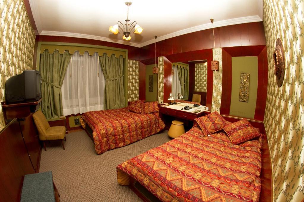 Hotel Inca Imperial กีโต ภายนอก รูปภาพ