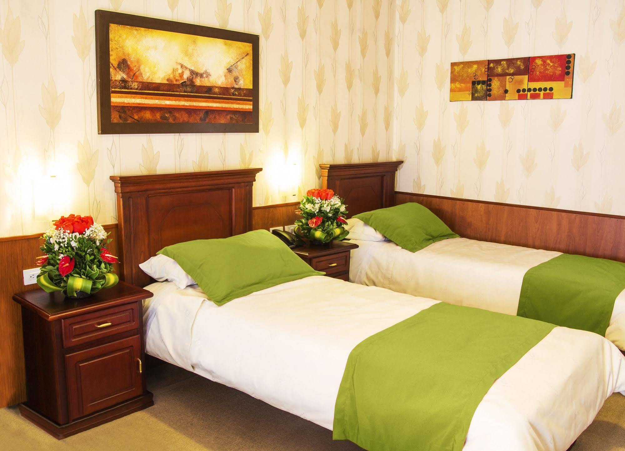 Hotel Inca Imperial กีโต ภายนอก รูปภาพ
