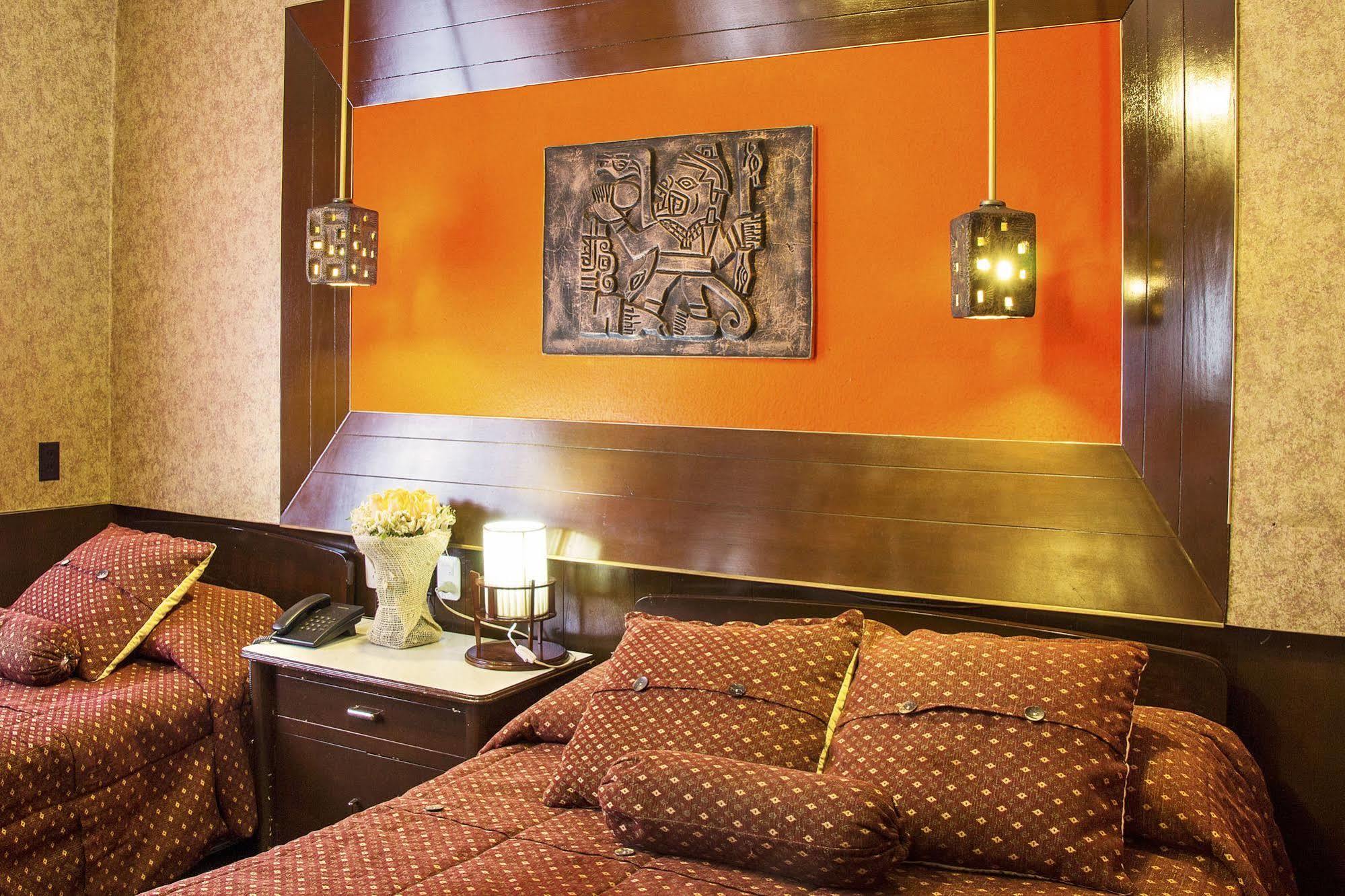 Hotel Inca Imperial กีโต ภายนอก รูปภาพ